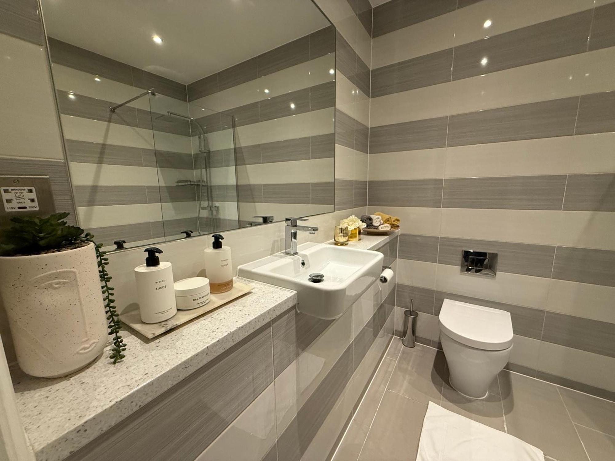 Baycroft House Apartment London Exterior photo